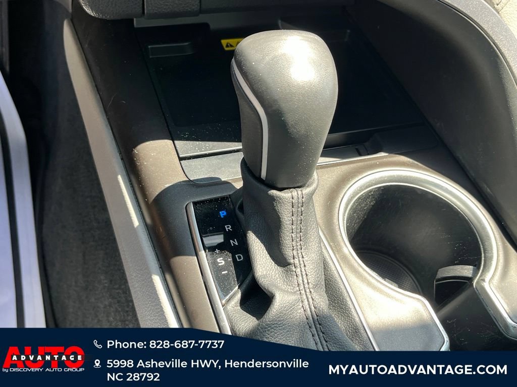 Used 2023 Toyota Camry XLE FWD image 16
