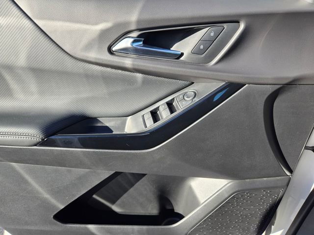 Used 2025 Chevrolet Equinox LT image 31