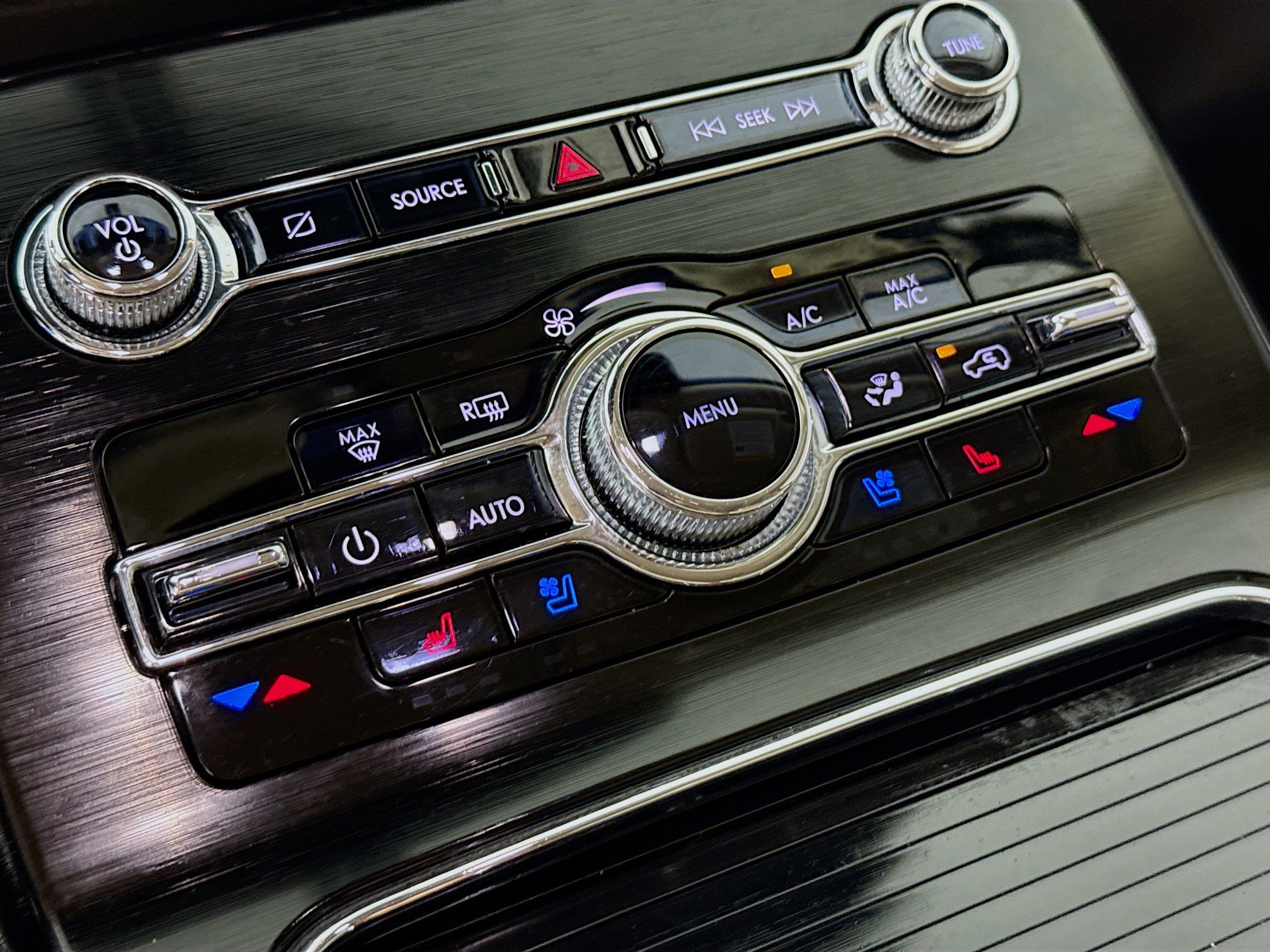 Used 2021 Lincoln Nautilus Reserve image 19