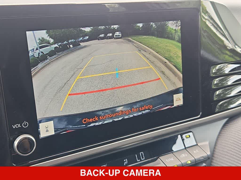 Used 2025 Toyota Camry SE FWD image 28