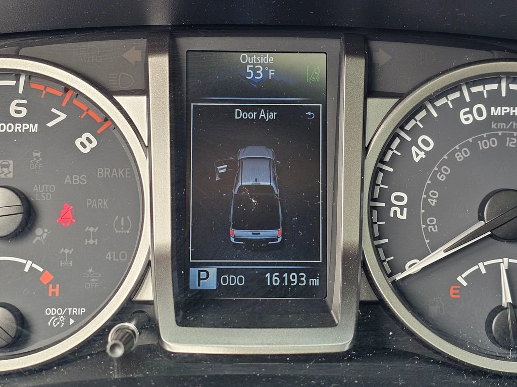 Certified 2023 Toyota Tacoma Limited AWD/4WD image 31