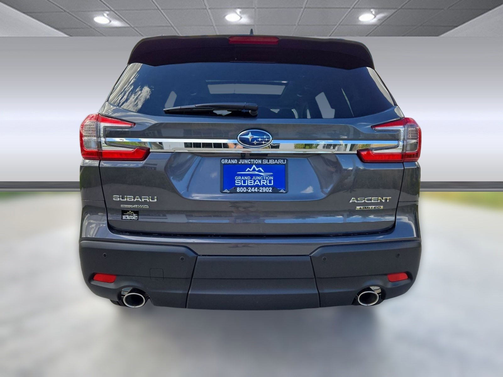 New 2025 Subaru Ascent Limited image 9