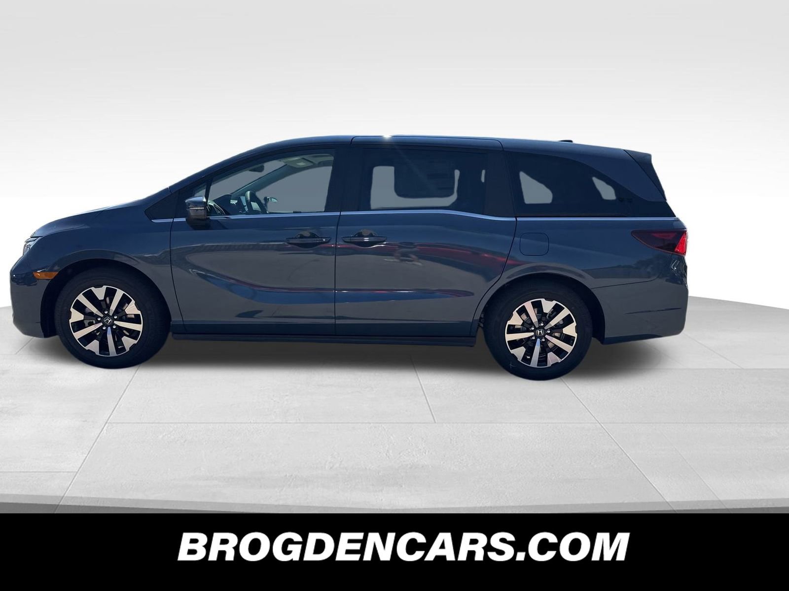 Used 2026 Honda Odyssey EX-L image 6