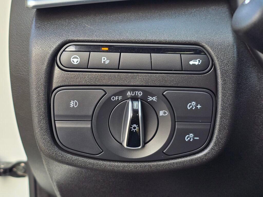 Used 2024 INFINITI QX55 Luxe image 22