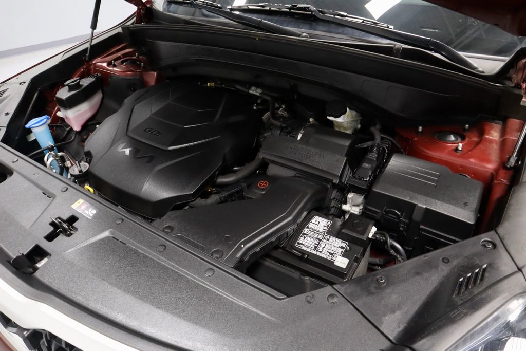 Used 2023 Kia Telluride EX w/ EX Captain's Chair Package image 20