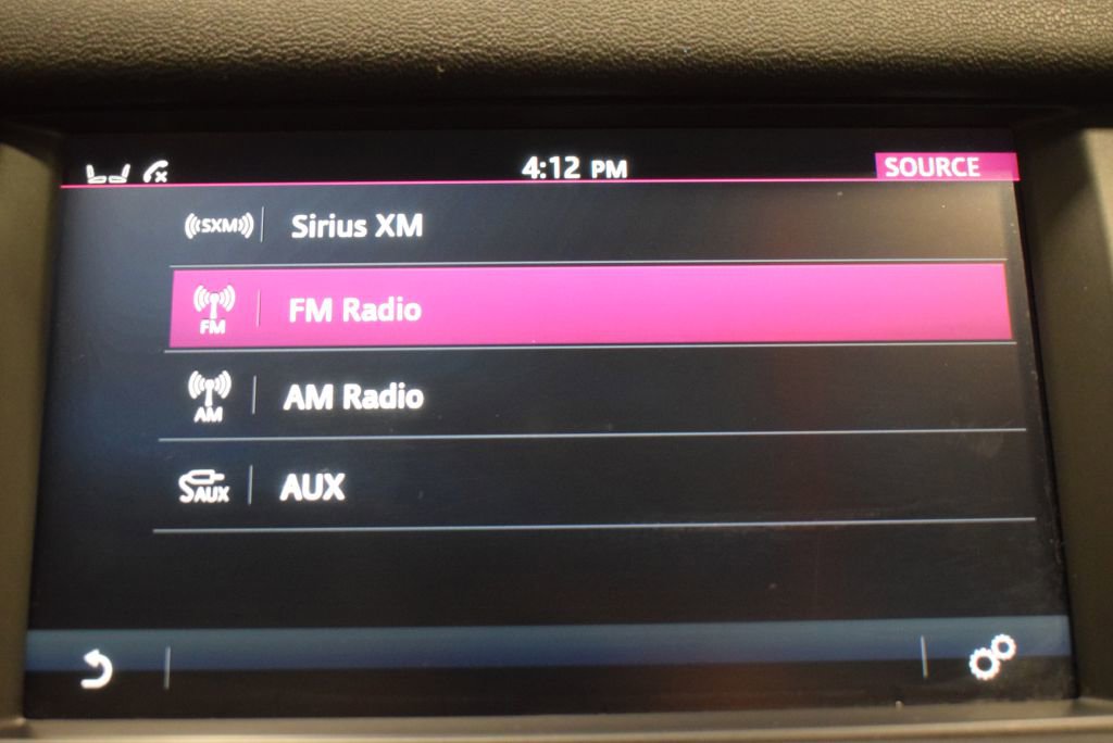 Used 2018 Land Rover Discovery Sport HSE image 26