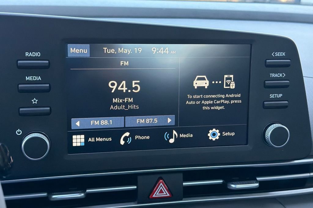 New 2026 Hyundai Elantra Sport FWD image 15