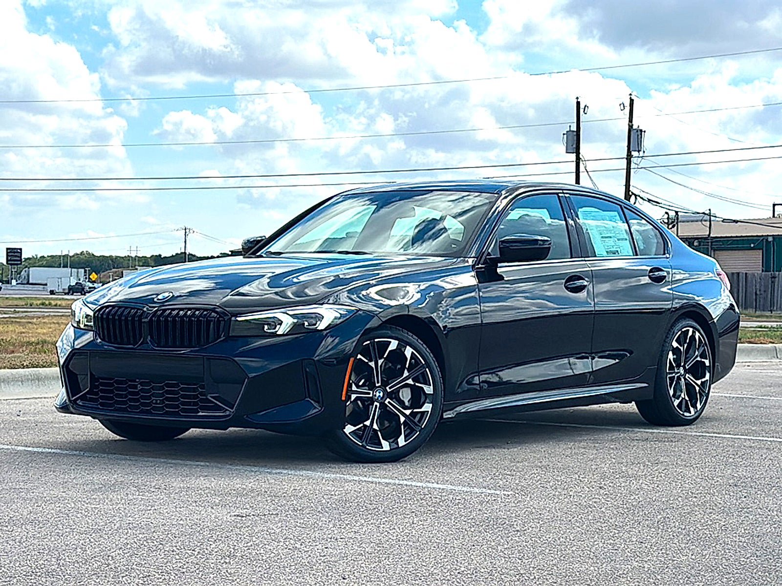 New 2026 BMW 330i Sedan w/ M Sport Package RWD image 2