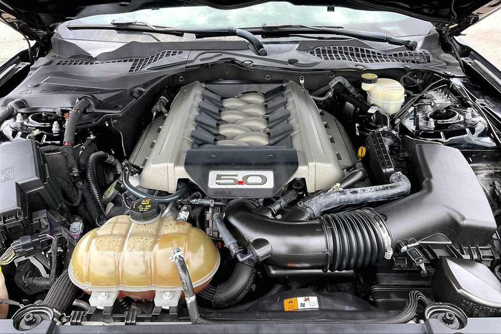 Used 2016 Ford Mustang GT RWD image 29