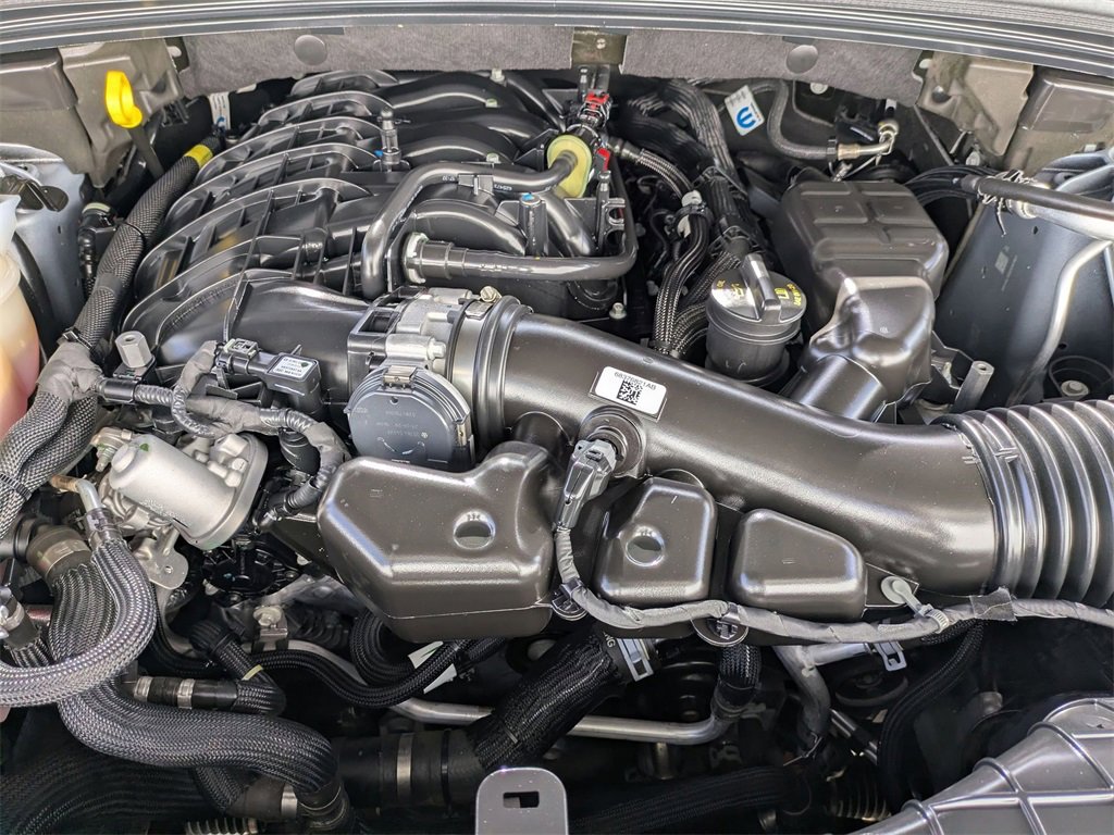 Used 2024 Jeep Grand Cherokee L Laredo image 37