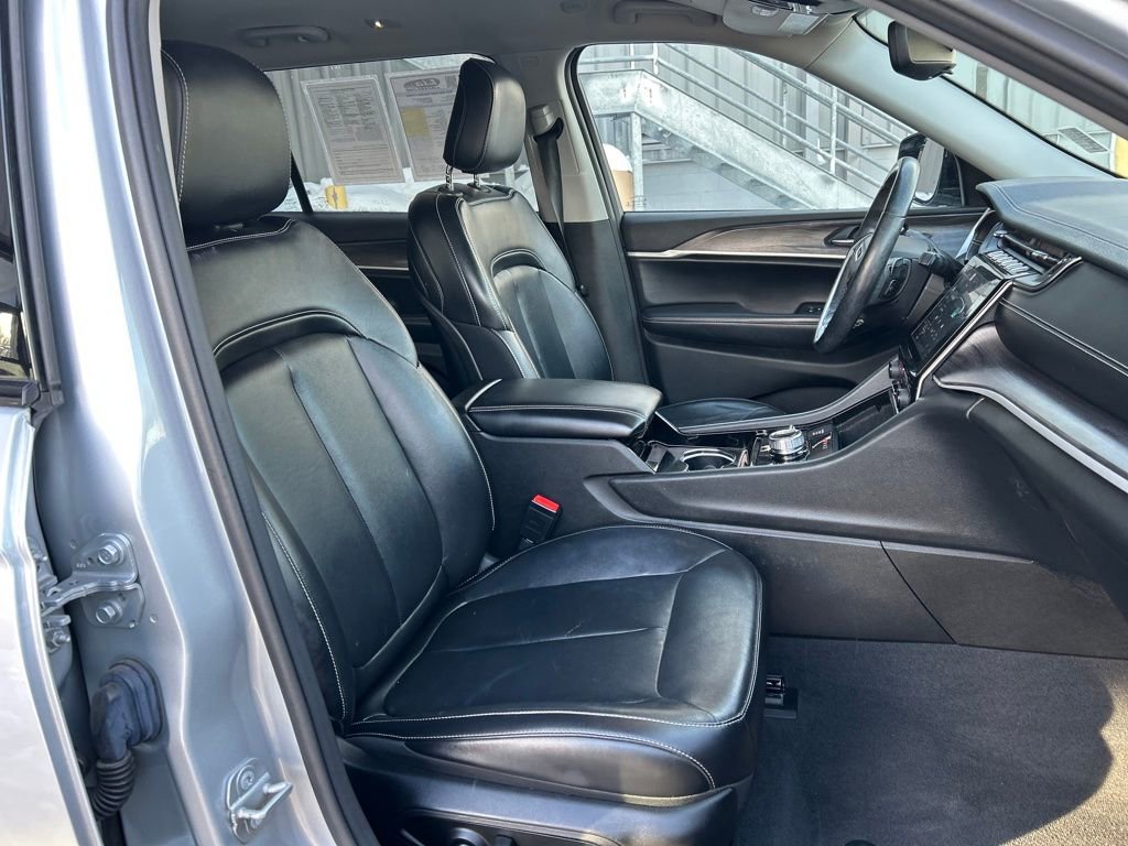 Used 2021 Jeep Grand Cherokee L Limited image 32