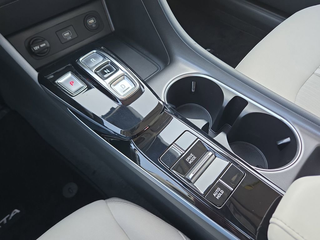 Used 2023 Hyundai Sonata SEL w/ Cargo Package image 23