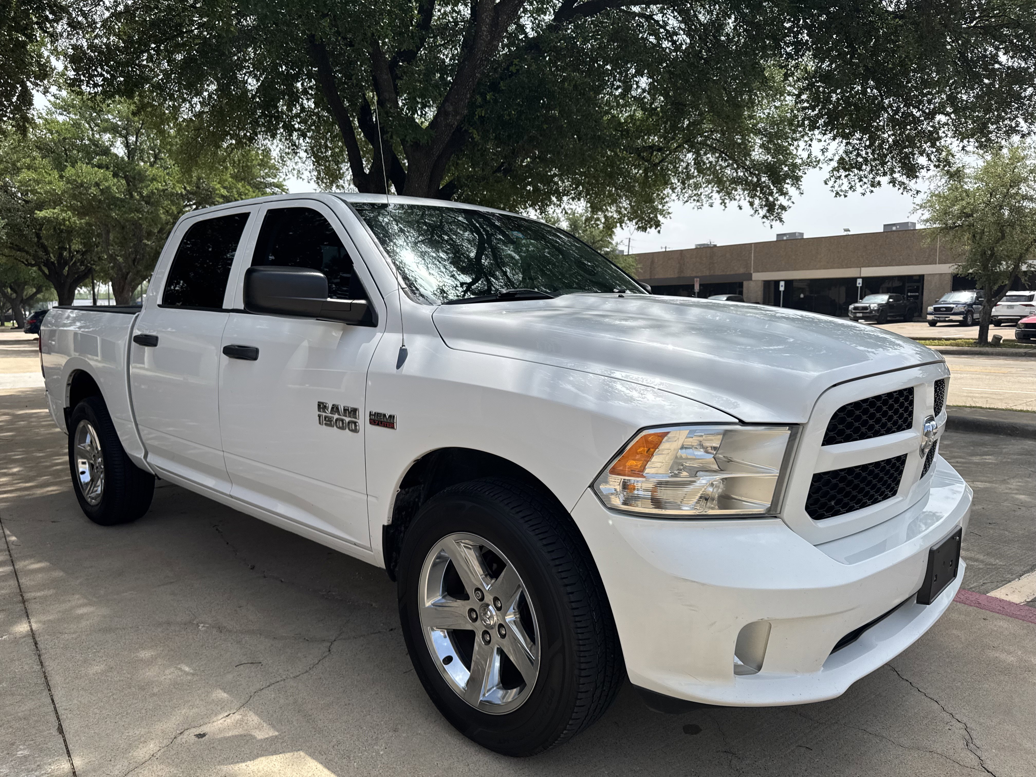 Used 2013 RAM 1500 Express RWD image 6