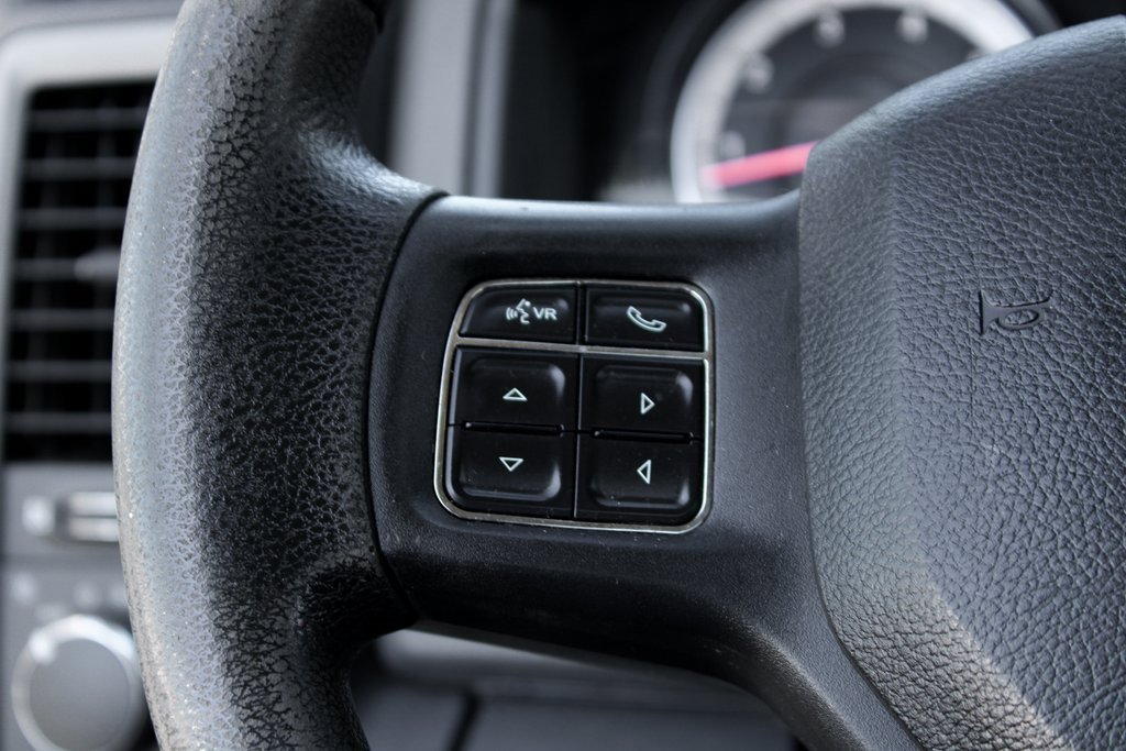 Used 2014 RAM 3500 Tradesman w/ Power & Remote Entry Group image 18