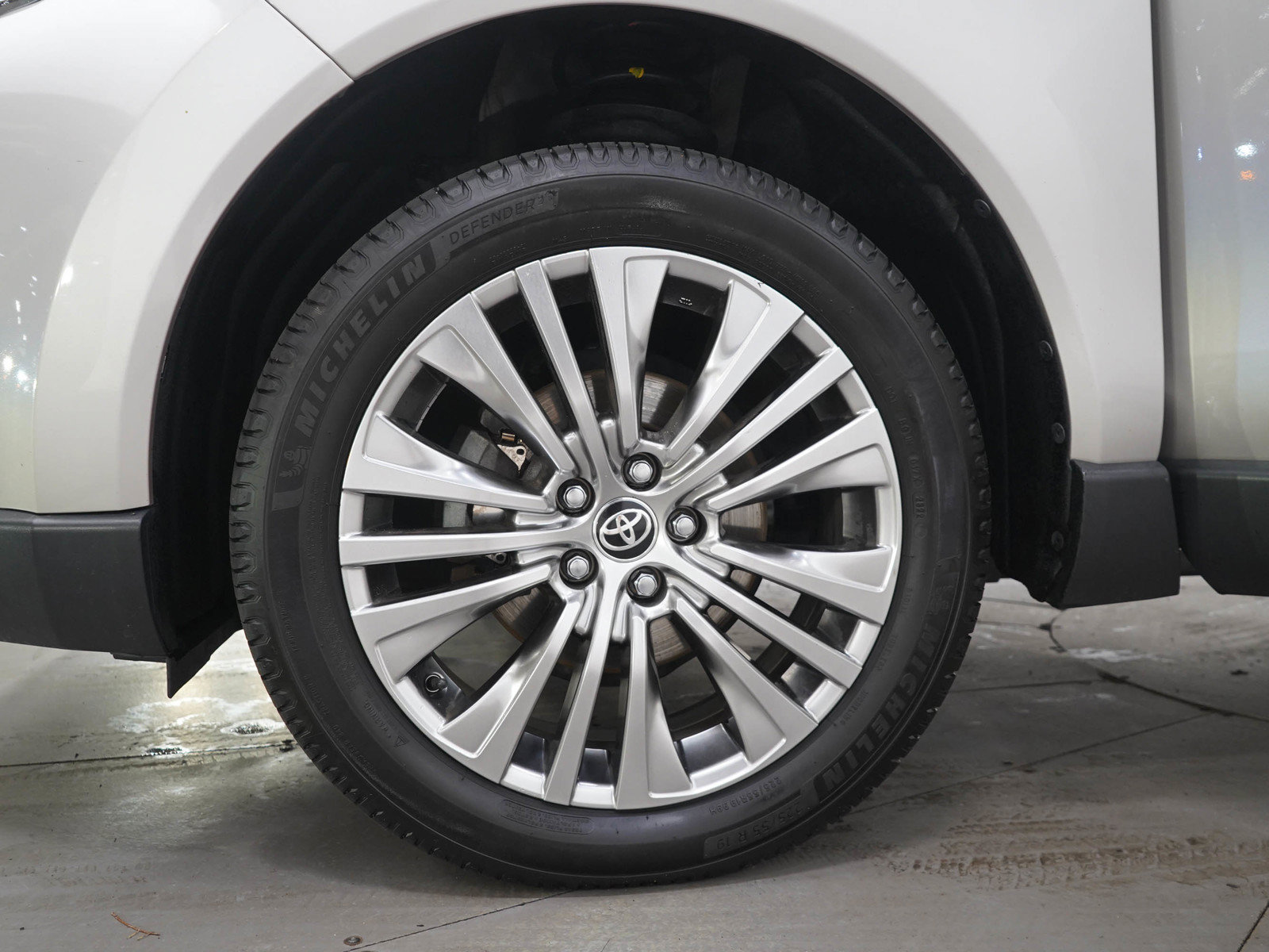 Used 2021 Toyota Venza Limited AWD/4WD image 32