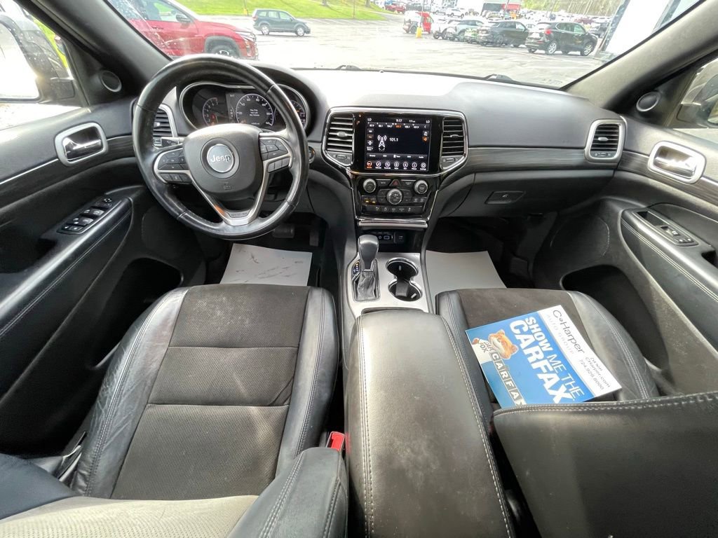 Used 2021 Jeep Grand Cherokee Laredo X image 25