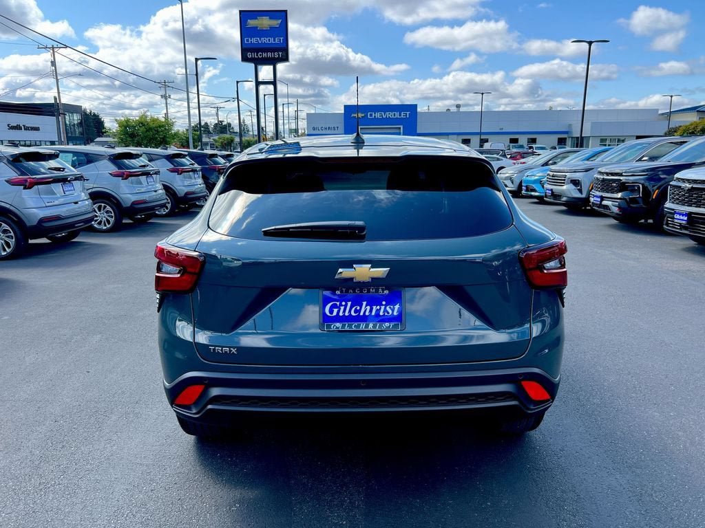 New 2026 Chevrolet Trax LS w/ Driver Confidence Package FWD image 25