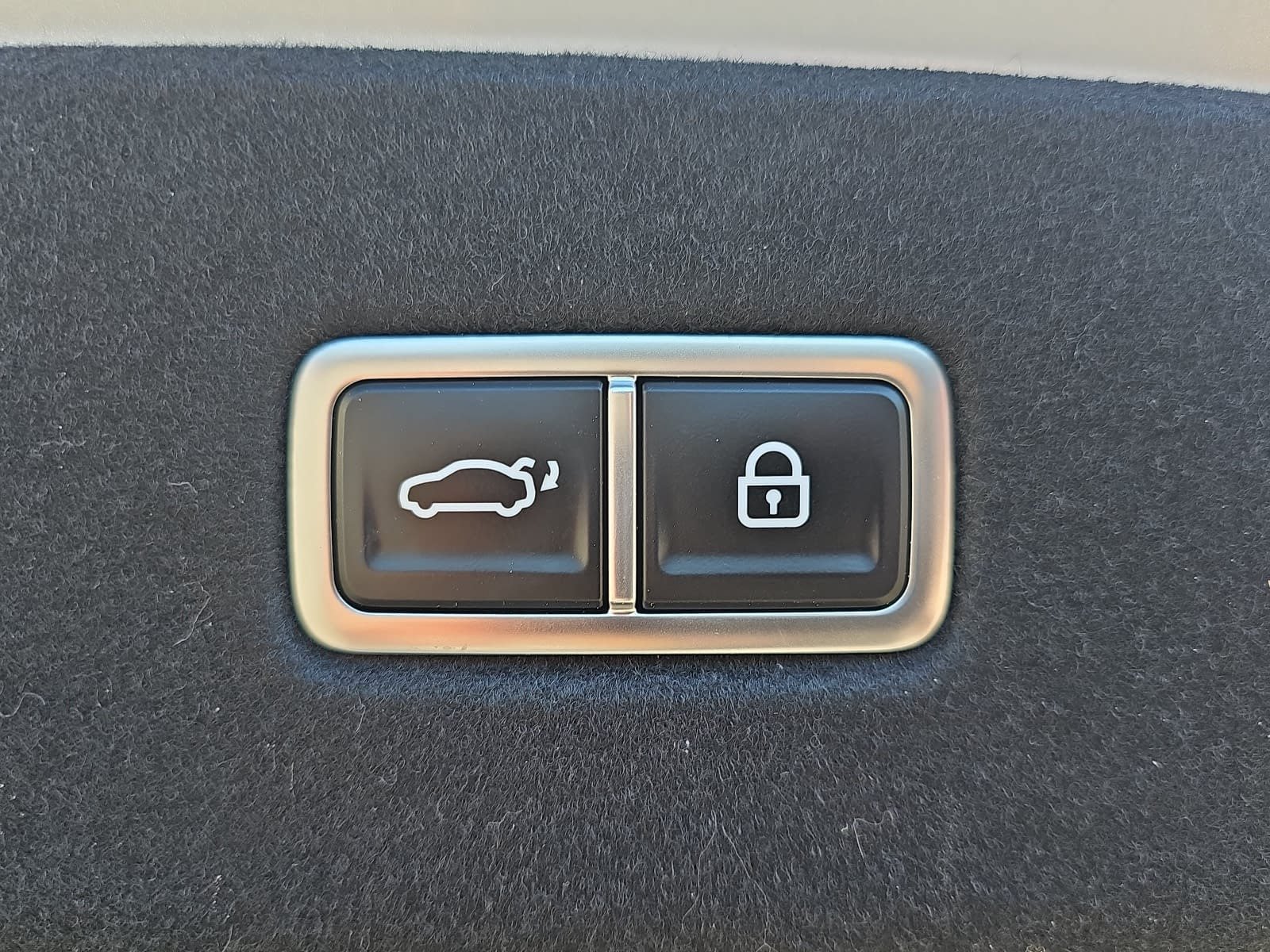 Used 2023 Hyundai Ioniq 6 Limited RWD image 13