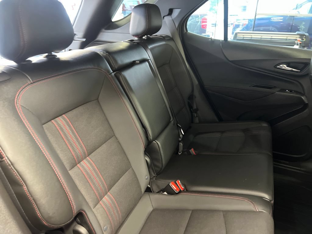 Used 2024 Chevrolet Equinox RS AWD/4WD image 42
