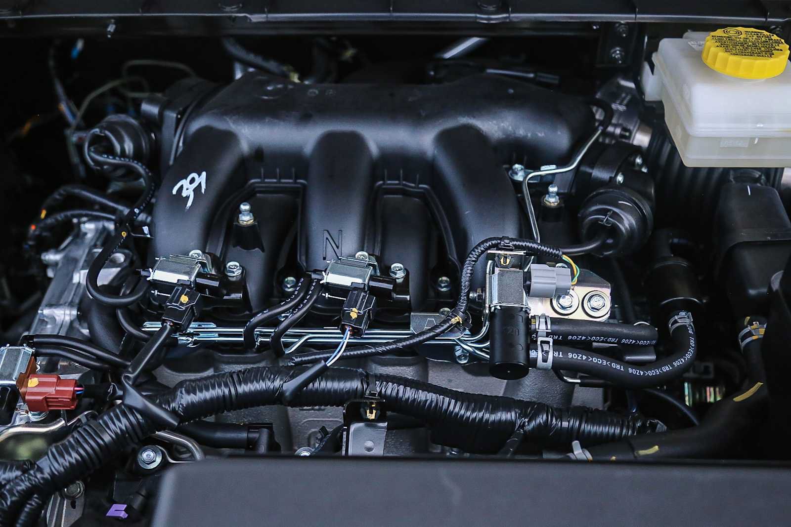 New 2025 Nissan Pathfinder SV FWD image 13