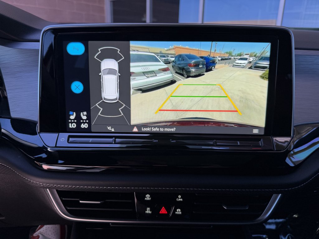 Used 2024 Volkswagen Atlas Cross Sport SE w/ Panoramic Sunroof Package FWD image 22