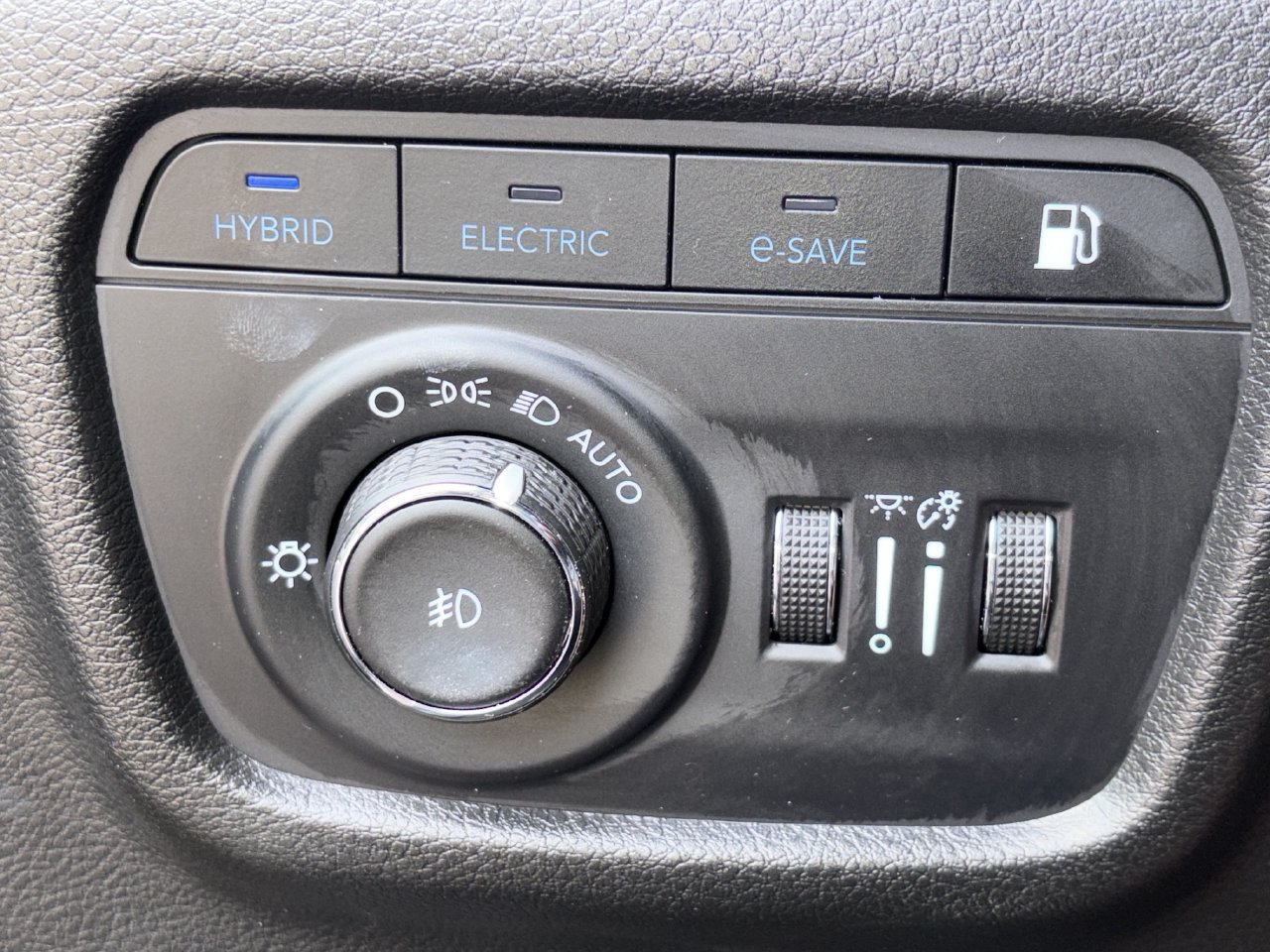 Used 2024 Jeep Grand Cherokee Limited 4xe AWD/4WD image 26