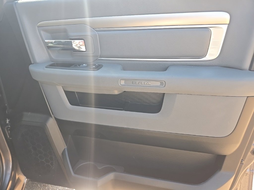 Used 2019 RAM 1500 Classic Warlock image 23