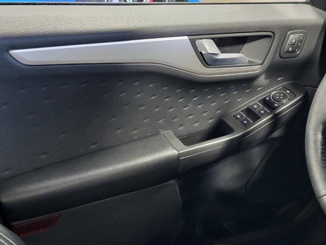 Used 2020 Ford Escape SEL AWD/4WD image 21