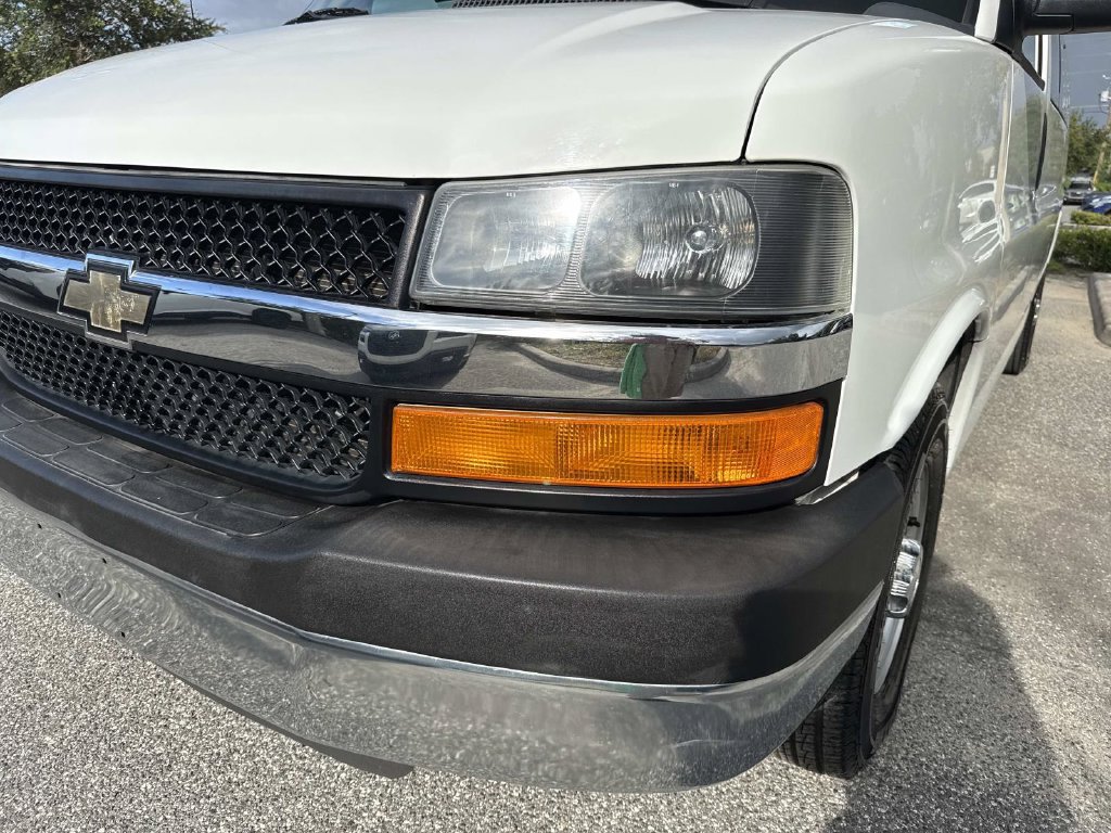 Used 2016 Chevrolet Express 3500 LT w/ LT Preferred Equipment Group RWD image 10