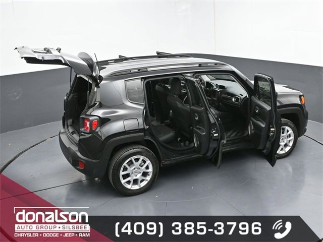Used 2023 Jeep Renegade Latitude w/ Premium Group image 26