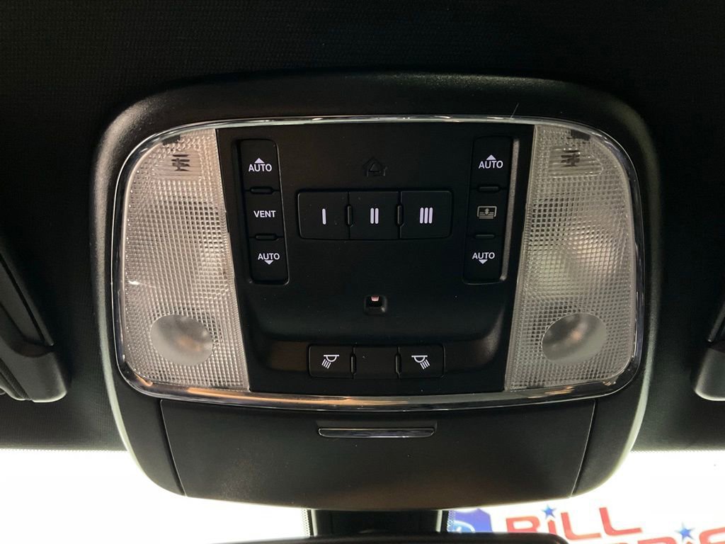 Used 2020 Chrysler 300 S image 20
