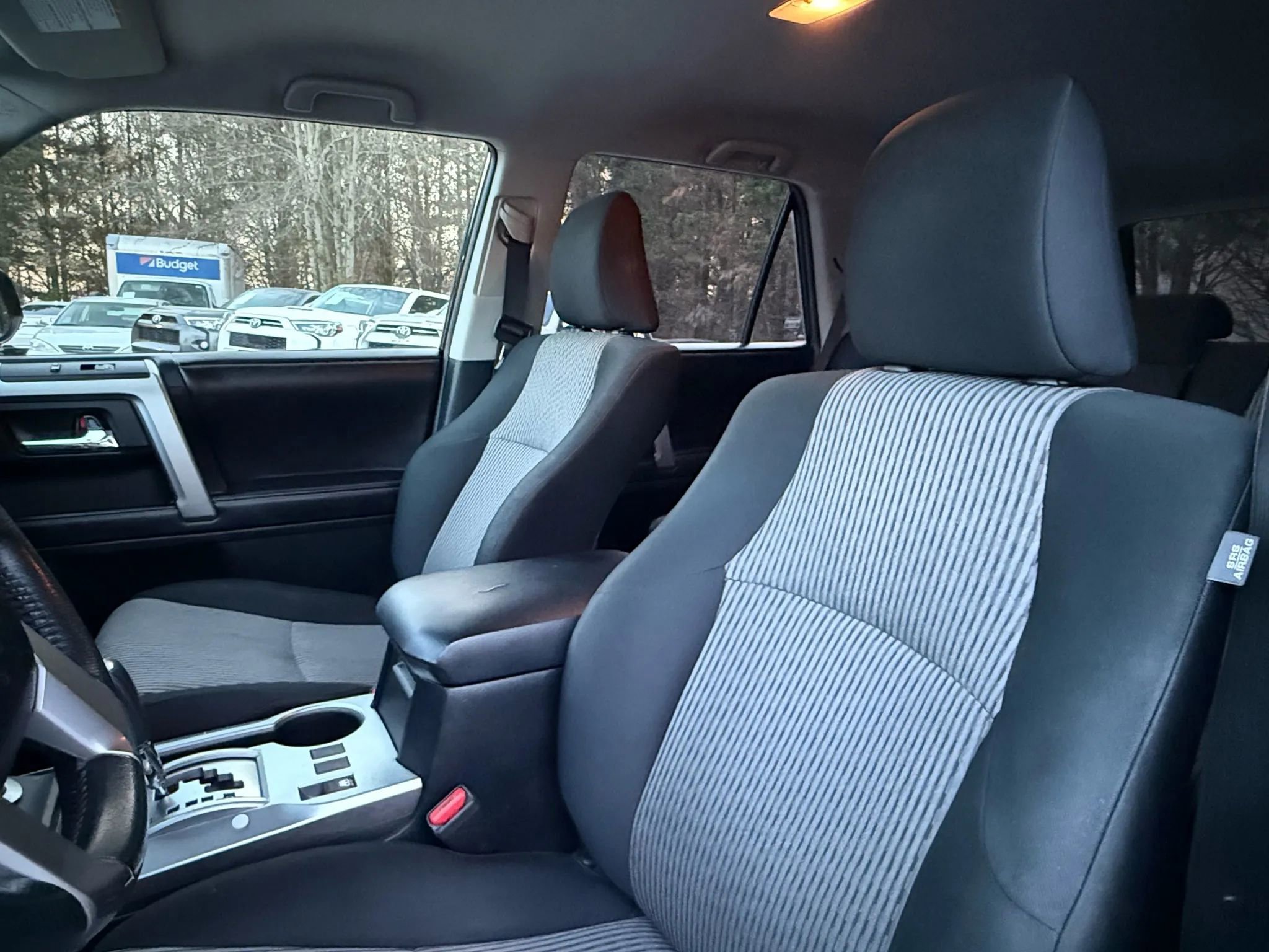 Used 2016 Toyota 4Runner SR5 AWD/4WD image 13