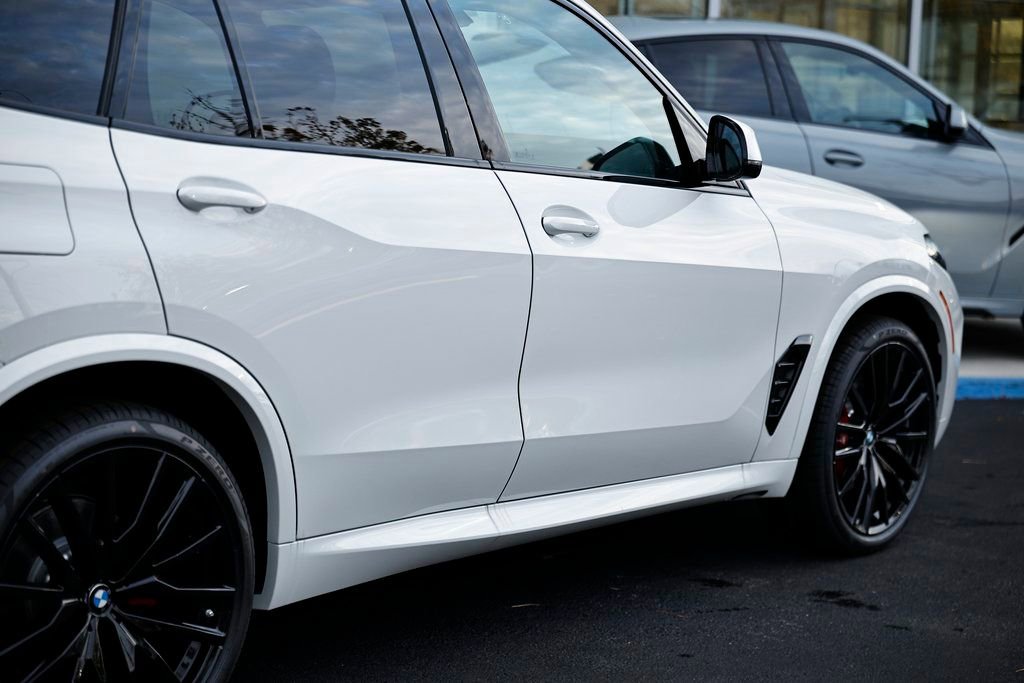New 2026 BMW X5 xDrive40i w/ M Sport Package image 8