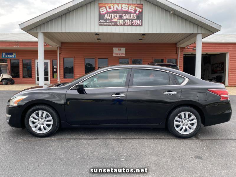 Used 2013 Nissan Altima 2.5 S image 1