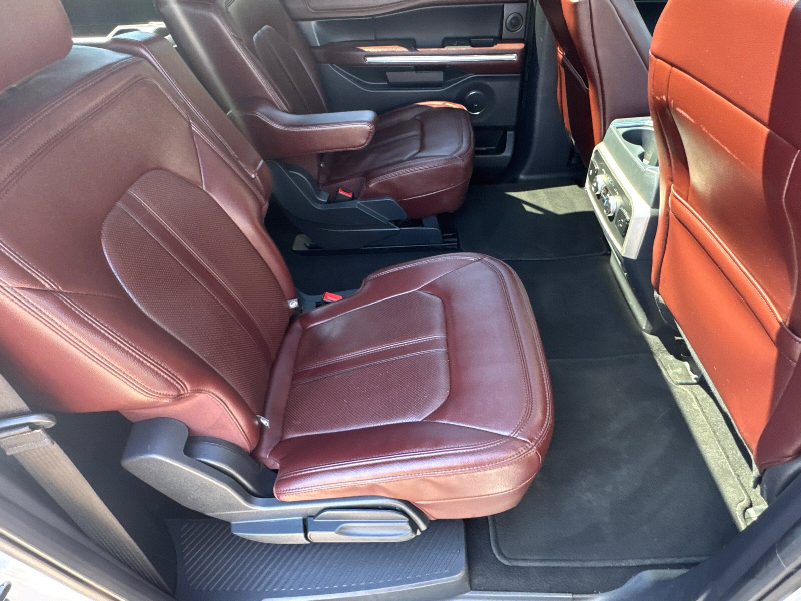 Used 2024 Ford Expedition Max Limited RWD image 19