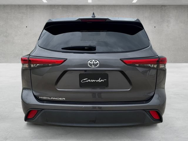 Used 2021 Toyota Highlander L FWD image 15
