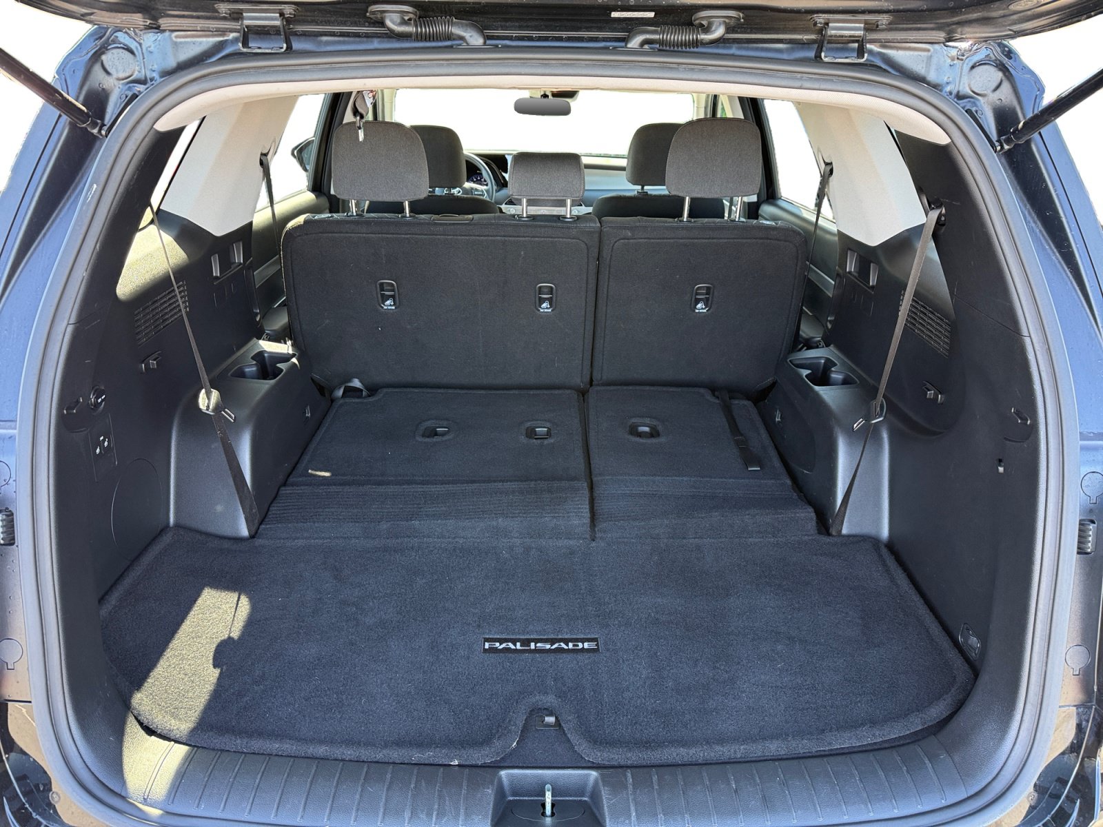 Used 2022 Hyundai Palisade SE FWD image 17