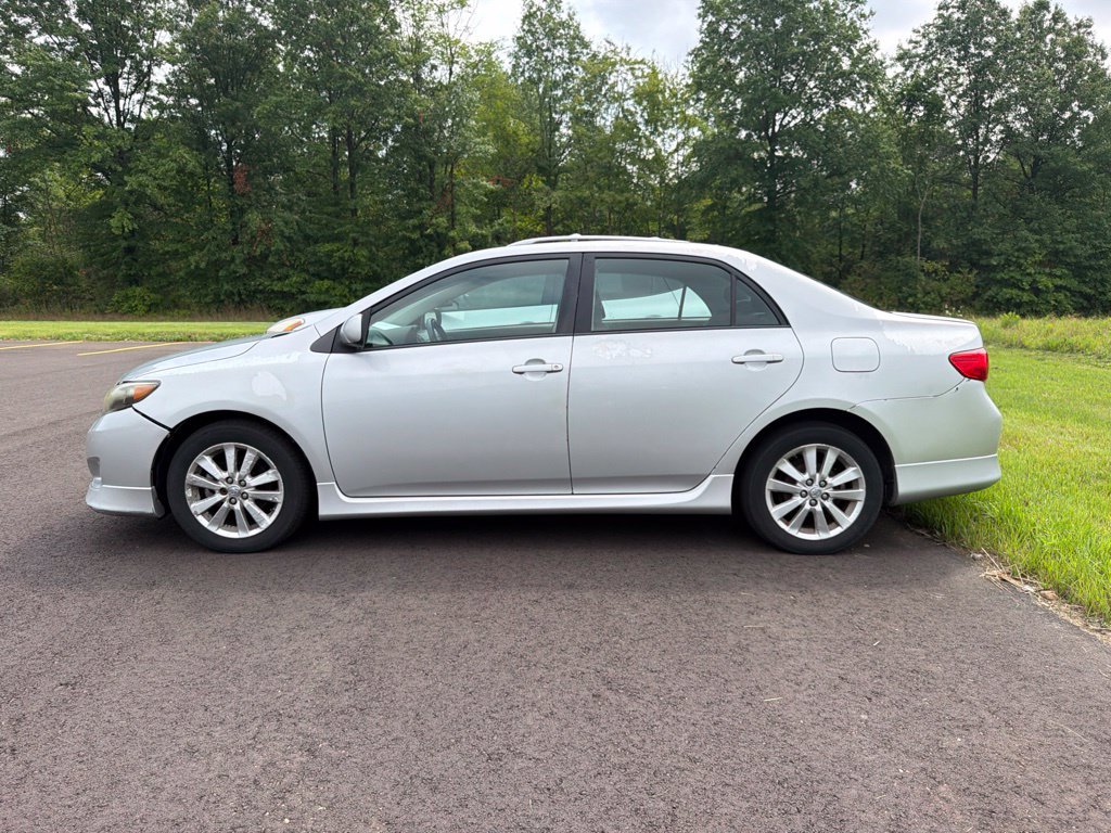 Used 2009 Toyota Corolla S FWD image 3