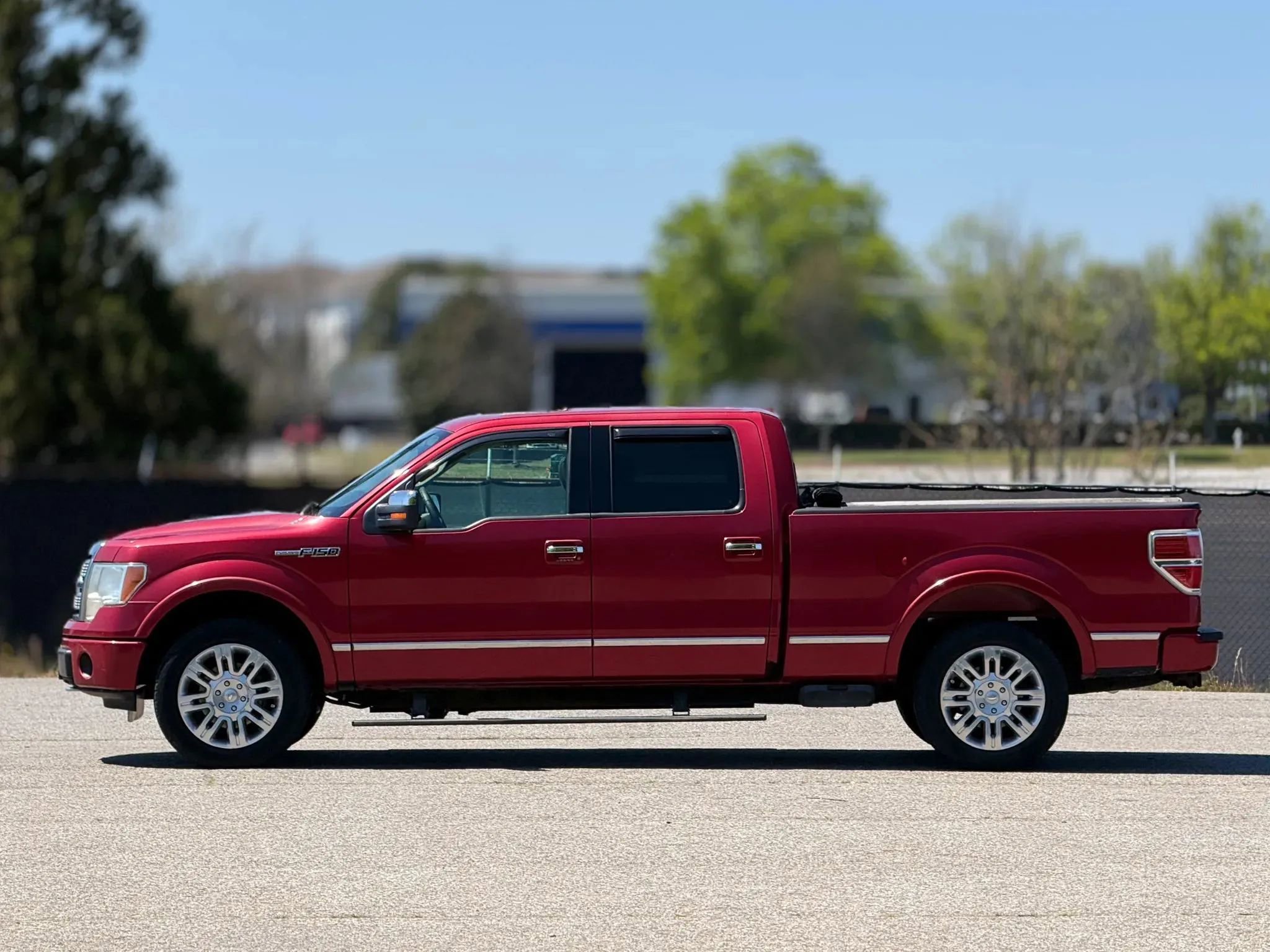 Used 2010 Ford F150 Platinum image 8