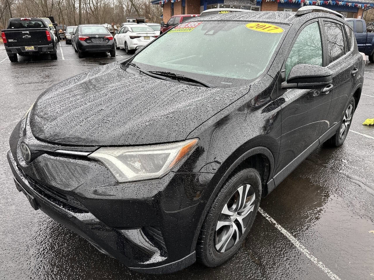 Used 2017 Toyota RAV4 LE image 2