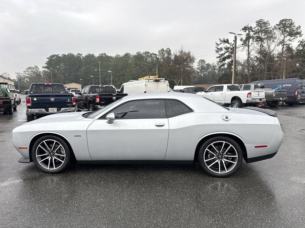 Used 2023 Dodge Challenger R/T image 6