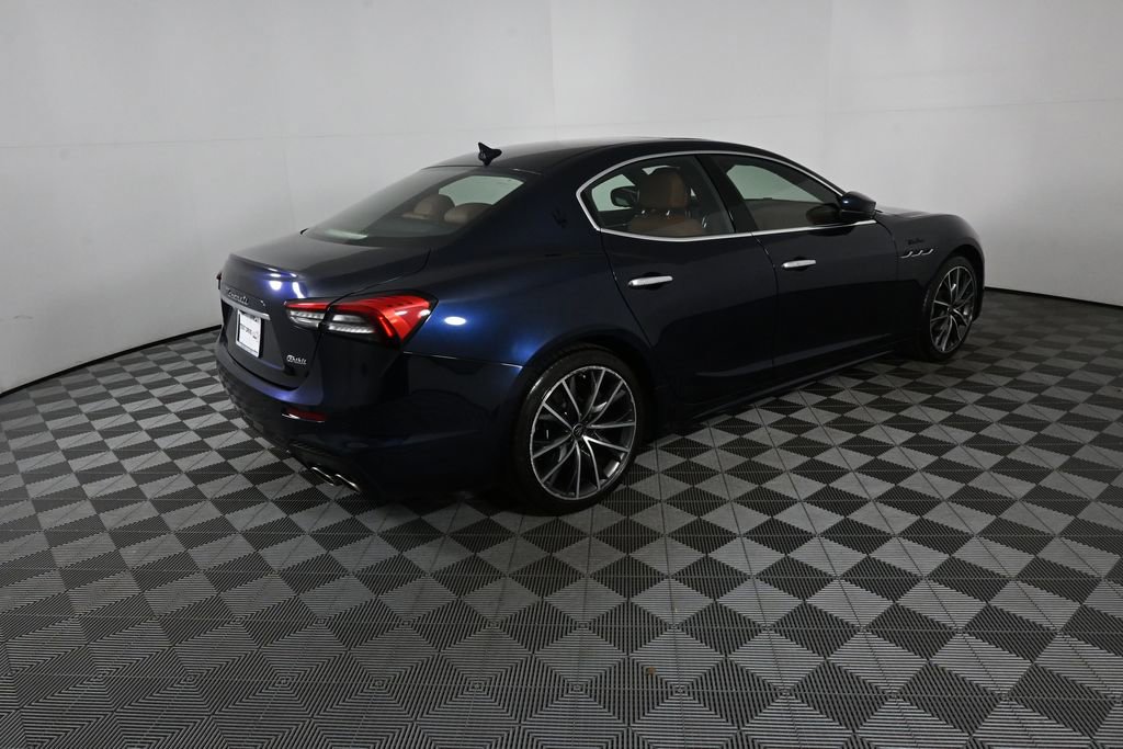 Used 2022 Maserati Ghibli Modena RWD image 25