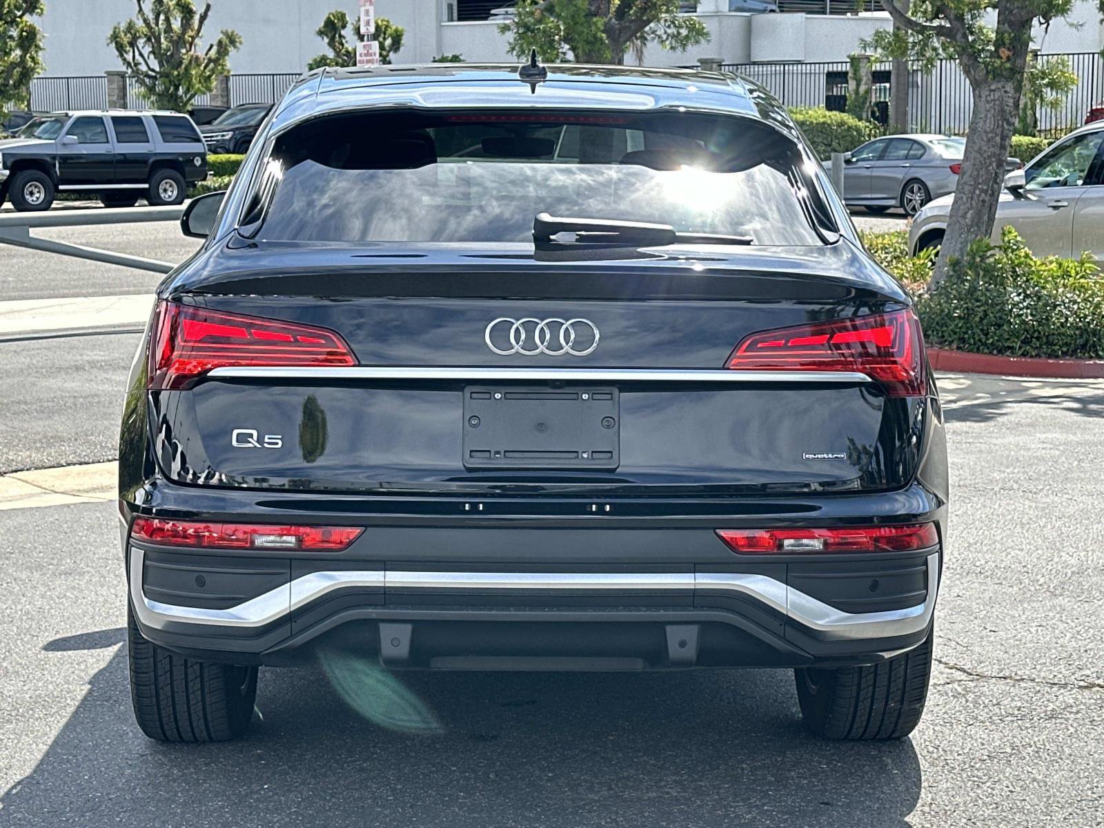 Used 2021 Audi Q5 2.0T Premium Plus w/ Premium Plus Package image 5