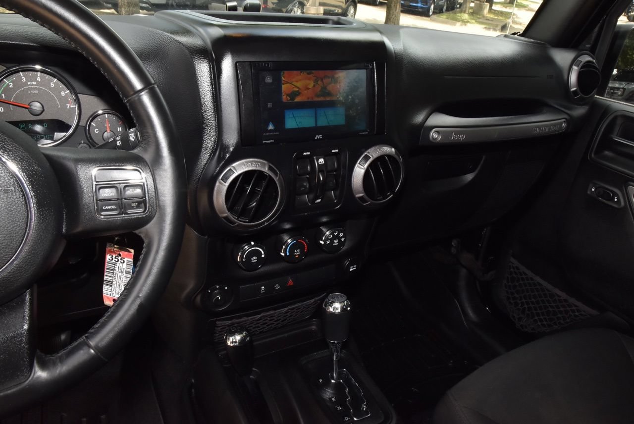 Used 2017 Jeep Wrangler Unlimited Sport w/ Quick Order Package 24S AWD/4WD image 26