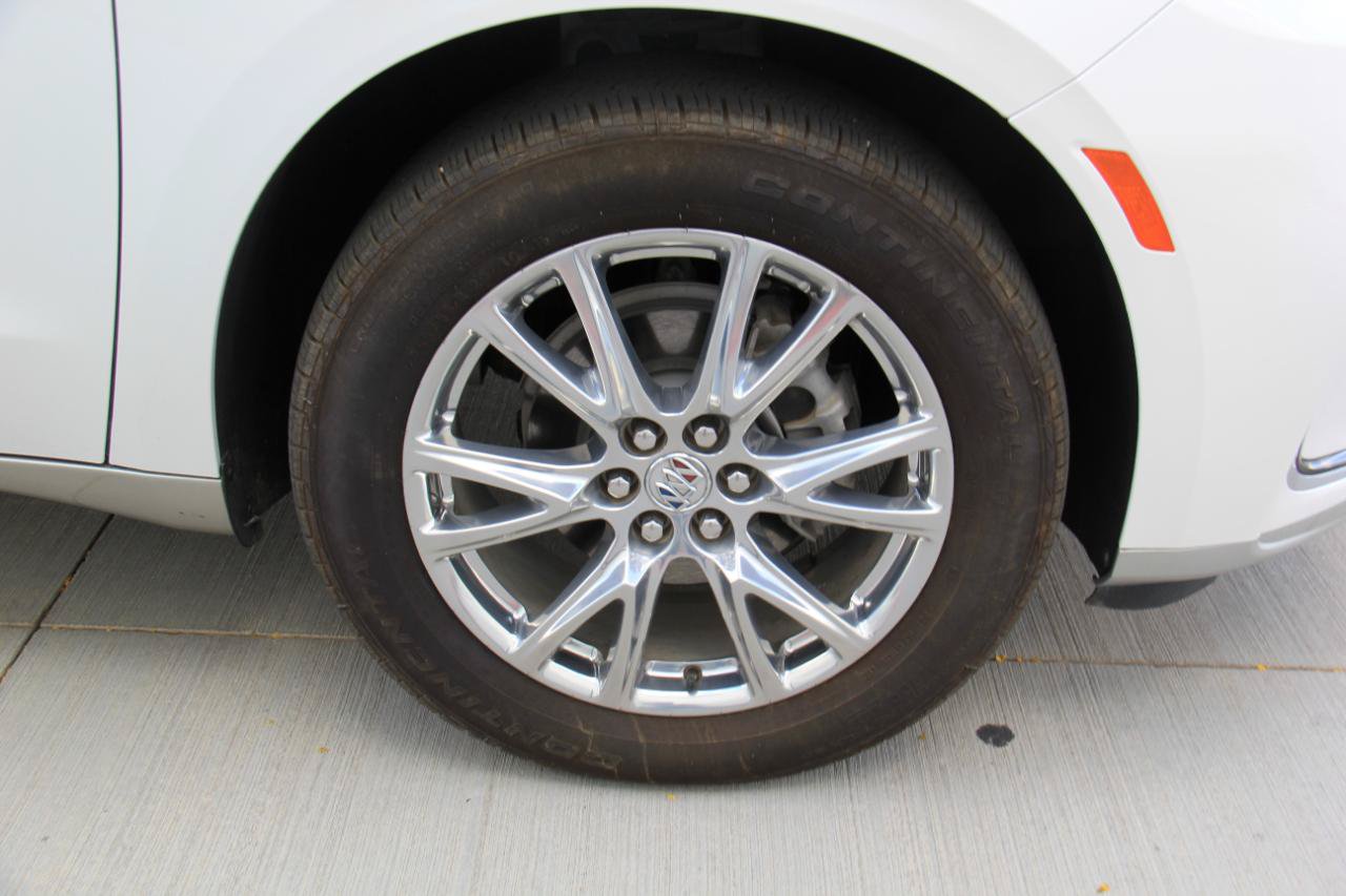 Used 2024 Buick Enclave Essence FWD image 37