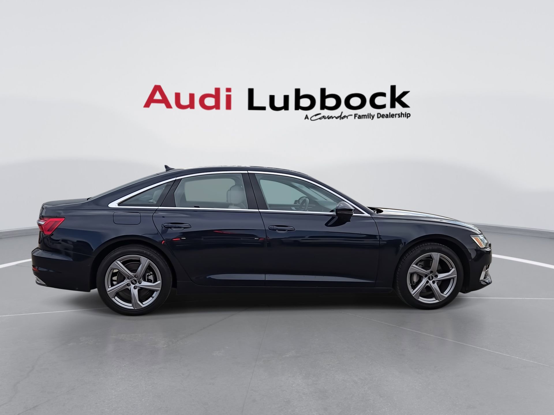 Used 2024 Audi A6 Premium Plus image 9
