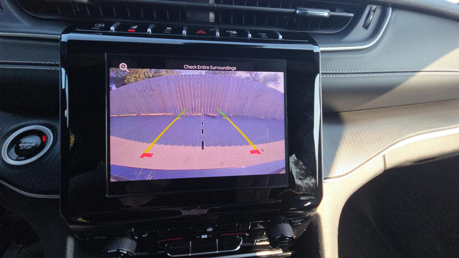 Used 2024 Jeep Grand Cherokee L Laredo w/ Luxury Tech Group I image 33