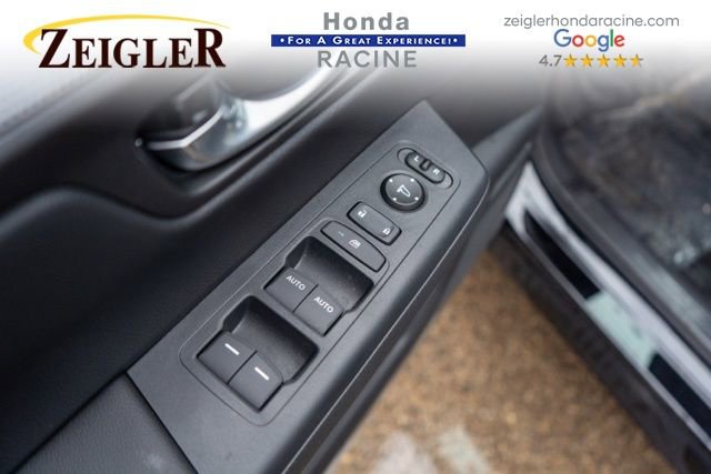 Used 2025 Honda CR-V EX image 15