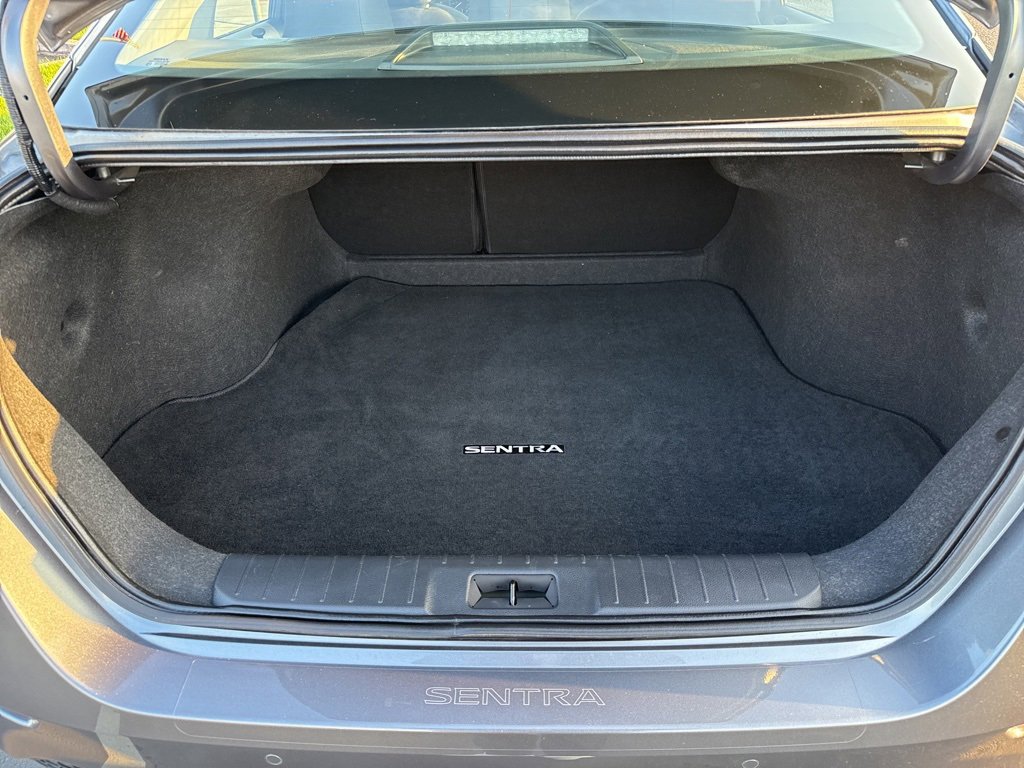 Used 2024 Nissan Sentra S image 7