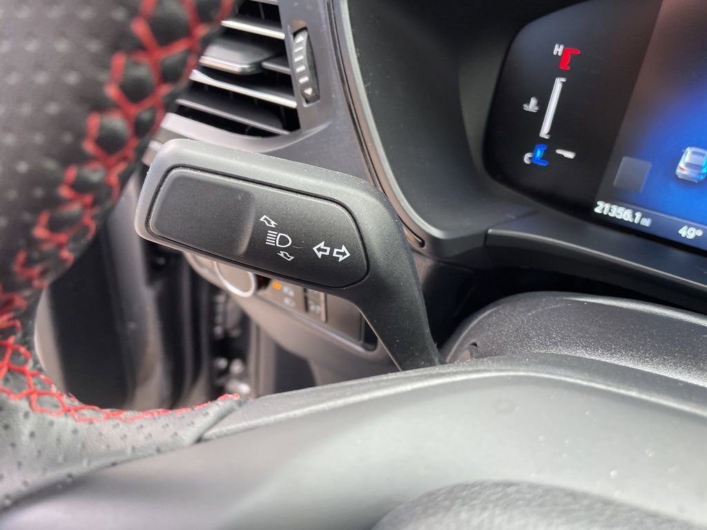 Used 2025 Ford Escape ST-Line w/ Equipment Group 301A image 16